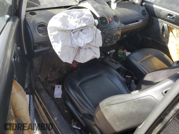 2008 Volkswagen Beetle S с VIN 3VWRG31CX8M522475, выставлен на аукционе Copart как лот 82688924 с пробегом Не указан миль и Списание • Salvage title. История ставок и продаж доступна на DreamBid. Изображение 8.