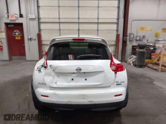 2014 Nissan Juke S with VIN JN8AF5MV3ET363747, listed as a IAAI auction lot 42056301 with Not Provided miles. Bid and sale history available at carsss.com. Image 16.