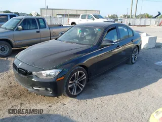2015 BMW 3 Series 328i z VIN WBA3A5G56FNS86289, wystawiony jako IAAI lot #42150471 z przebiegiem 114 625 mil mil oraz . Historia ofert i sprzedaży dostępna na DreamBid. Obrazek 17.