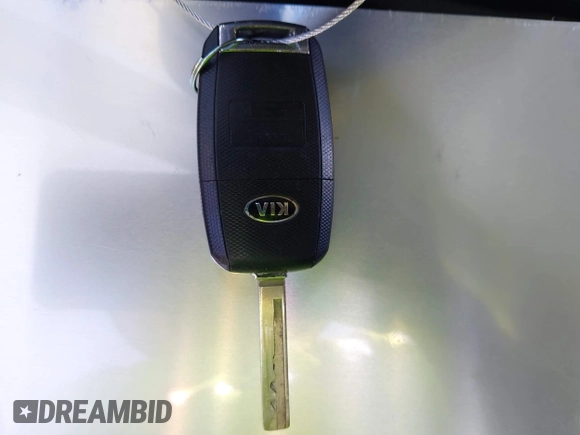 2019 Kia Sorento L z VIN 5XYPG4A38KG536055, wystawiony jako IAAI lot #42337435 z przebiegiem 48 184 mil mil oraz . Historia ofert i sprzedaży dostępna na DreamBid. Obrazek 11.