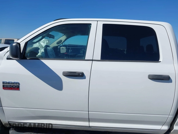 2010 Dodge Ram 2500 ST with VIN 3D7TT2CT6AG146203, listed as a IAAI auction lot 41661286 with 254,577 mi miles. Bid and sale history available at carsss.com. Image 15.