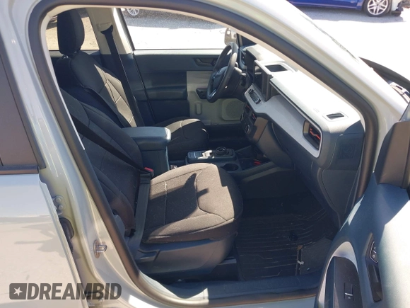 2022 Ford Maverick XL with VIN 3FTTW8F91NRA44015, listed as a IAAI auction lot 41811415 with 47,558 mi miles and . Bid and sale history available at DreamBid. Image 5.