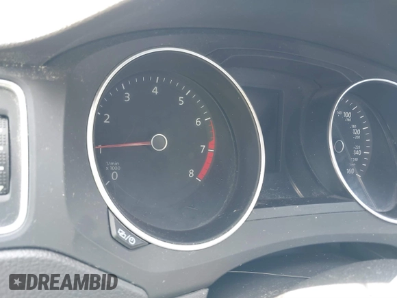 2015 Volkswagen Jetta SE with VIN 3VWD07AJ3FM242267, listed as a IAAI auction lot 41500978 with Not provided miles and . Bid and sale history available at DreamBid. Image 15.