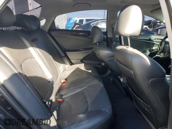 2014 Hyundai Sonata Limited with VIN 5NPEC4AB4EH901323, listed as a Copart auction lot 45665425 with 119,375 mi miles and Salvage Title. Bid and sale history available at DreamBid. Image 10.