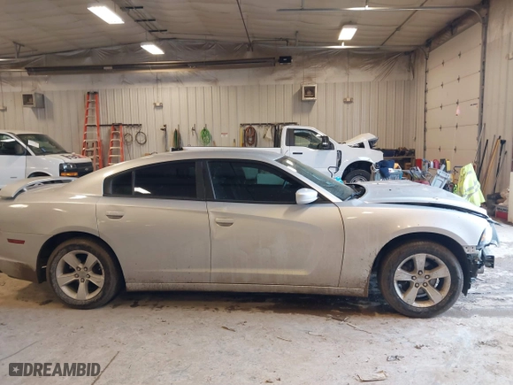 2011 Dodge Charger SE with VIN 2B3CL3CG0BH615016, listed as a IAAI auction lot 41669366 with 203,197 mi miles. Bid and sale history available at carsss.com. Image 13.
