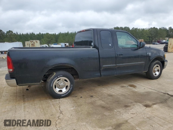 2003 Ford F-150 XL z VIN 1FTRX17W53NB84703, wystawiony jako Copart lot #51608895 z przebiegiem 291 806 mil mil oraz Szkoda całkowita • Salvage title. Historia ofert i sprzedaży dostępna na DreamBid. Obrazek 3.