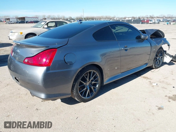 2014 Infiniti Q60 Coupe Journey with VIN JN1CV6EK9EM111709, listed as a IAAI auction lot 41207393 with 33,094 mi miles. Bid and sale history available at carsss.com. Image 4.