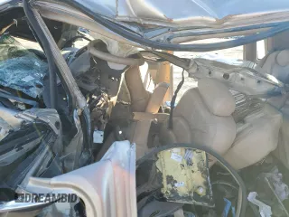 1997 Lincoln Town Car Signature z VIN 1LNLM82W5VY758132, wystawiony jako Copart lot #42643405 z przebiegiem Nie podano mil oraz Szkoda całkowita • Salvage title. Historia ofert i sprzedaży dostępna na DreamBid. Obrazek 7.