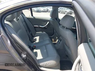 2006 BMW 3 Series 330xi z VIN WBAVD33526KV66724, wystawiony jako IAAI lot #42245554 z przebiegiem 221 017 mil mil oraz . Historia ofert i sprzedaży dostępna na DreamBid. Obrazek 8.