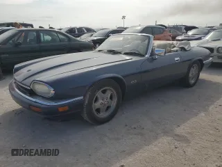 1995 Jaguar XJS with VIN SAJNX2745SC221716, listed as a Copart auction lot 75412694 with 110,856 mi miles and Non Repairable. Bid and sale history available at carsss.com. Image 1.