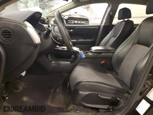 2018 Honda Clarity Plug-In Hybrid with VIN JHMZC5F19JC007538, listed as a Copart auction lot 80435114 with 134,630 mi miles and Salvage Title. Bid and sale history available at carsss.com. Image 7.
