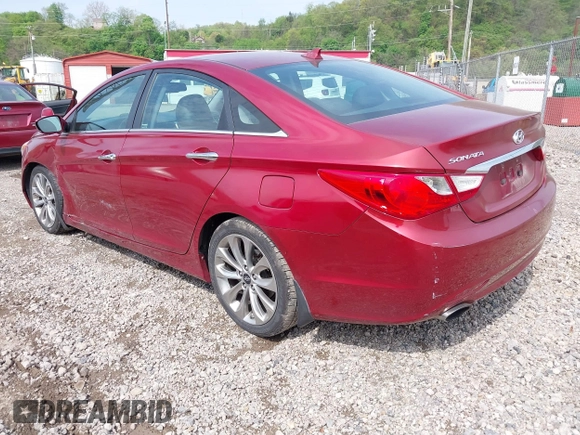 2013 Hyundai Sonata Limited with VIN 5NPEC4AC7DH799135, listed as a IAAI auction lot 42134001 with 142,212 mi miles and . Bid and sale history available at carsss.com. Image 3.