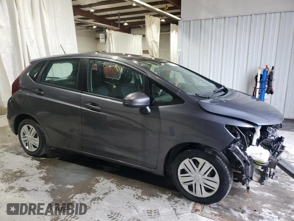 2019 Honda Fit LX with VIN 3HGGK5H47KM727280, listed as a Copart auction lot 57719915 with 38,782 mi miles and Salvage title. Bid and sale history available at DreamBid. Image 4.