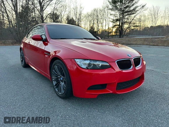 2011 BMW M3 with VIN WBSKG9C52BE368646, listed as a Copart auction lot 58333795 with 201,163 mi miles and Clean title. Bid and sale history available at DreamBid. Image 1.