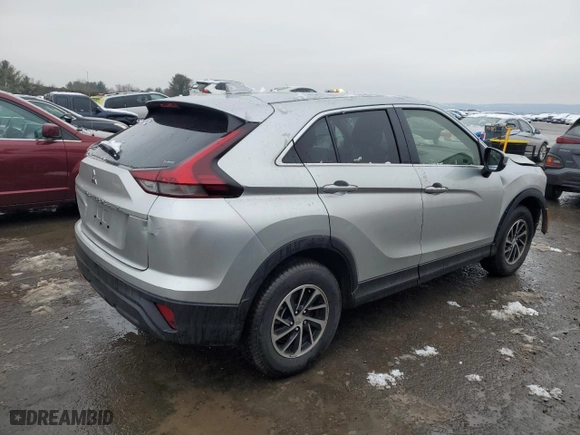 2024 Mitsubishi Eclipse Cross ES with VIN JA4ATUAA9RZ061120, listed as a Copart auction lot 44231085 with 11,419 mi miles and Salvage Title. Bid and sale history available at carsss.com. Image 3.