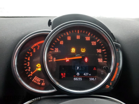 2019 MINI Countryman Cooper z VIN WMZYS7C59K3F46491, wystawiony jako Copart lot #48635555 z przebiegiem 68 235 mil mil oraz Szkoda całkowita • Salvage title. Historia ofert i sprzedaży dostępna na DreamBid. Obrazek 9.