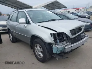 2002 Lexus RX 300 with VIN JTJGF10U020147473, listed as a IAAI auction lot 41891418 with 158,223 mi miles. Bid and sale history available at carsss.com. Image 1.