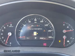 2017 Kia Sorento LX z VIN 5XYPG4A39HG278976, wystawiony jako IAAI lot #41830344 z przebiegiem 35 967 mil mil oraz . Historia ofert i sprzedaży dostępna na DreamBid. Obrazek 7.