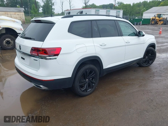 2023 Volkswagen Atlas SE with VIN 1V2HP2CA0PC544469, listed as a IAAI auction lot 42274112 with 19,097 mi miles and . Bid and sale history available at DreamBid. Image 4.