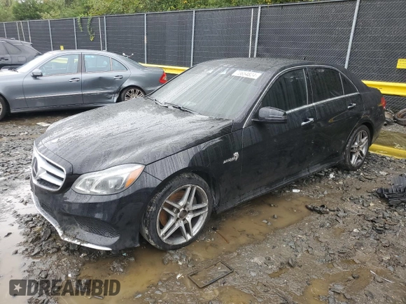 2016 Mercedes-Benz E-Class E 400 with VIN WDDHF6HBXGB200883, listed as a Copart auction lot 73654824 with 0 mi miles and Salvage Title. Bid and sale history available at carsss.com. Image 1.
