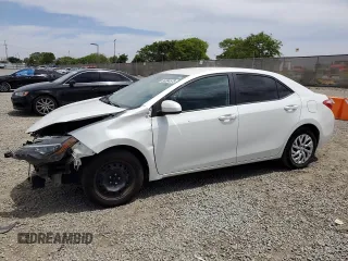 2019 Toyota Corolla L z VIN 5YFBURHE5KP925500, wystawiony jako Copart lot #56594575 z przebiegiem 84 958 mil mil oraz Szkoda całkowita • Salvage title. Historia ofert i sprzedaży dostępna na DreamBid. Obrazek 1.