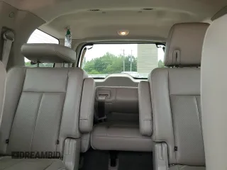 2013 Ford Expedition Limited z VIN 1FMJU1K5XDEF69045, wystawiony jako Copart lot #59272635 z przebiegiem 145 589 mil mil oraz Czysty tytuł • Clean title. Historia ofert i sprzedaży dostępna na DreamBid. Obrazek 10.