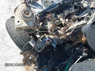 2017 Nissan Versa S Plus z VIN 3N1CN7AP4HL821719, wystawiony jako IAAI lot #41880339 z przebiegiem Nie podano mil oraz . Historia ofert i sprzedaży dostępna na DreamBid. Obrazek 7.