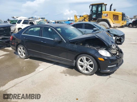 2013 Mercedes-Benz E 350 Luxury with VIN WDDHF5KB7DA666176, listed as a Copart auction lot 61200525 with 81,806 mi miles and Salvage title. Bid and sale history available at DreamBid. Image 4.