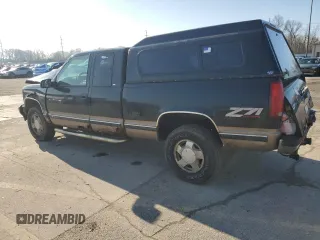 1998 Chevrolet Silverado 1500 with VIN 2GCEK19R1W1183316, listed as a Copart auction lot 49332835 with Not Provided miles and Clean Title. Bid and sale history available at DreamBid. Image 2.
