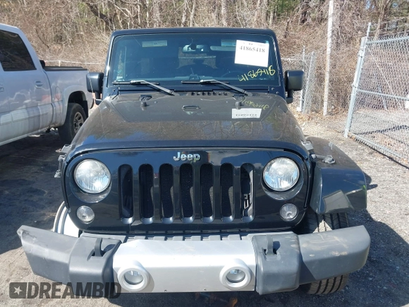 2015 Jeep Wrangler Unlimited Sahara with VIN 1C4BJWEGXFL506361, listed as a IAAI auction lot 41865418 with 80,841 mi miles. Bid and sale history available at carsss.com. Image 12.