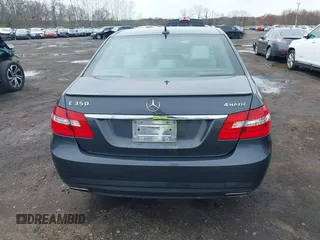 2013 Mercedes-Benz E 350 Luxury with VIN WDDHF8JB8DA746380, listed as a IAAI auction lot 41957420 with 58,265 mi miles and . Bid and sale history available at DreamBid. Image 16.