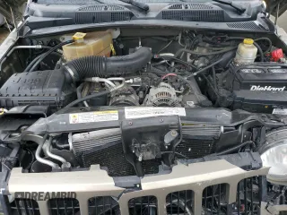 2007 Jeep Liberty Sport with VIN 1J4GL48K07W575218, listed as a Copart auction lot 53886375 with 187,317 mi miles and Salvage Title. Bid and sale history available at DreamBid. Image 12.