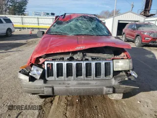 1998 Jeep Grand Cherokee Laredo with VIN 1J4GZ58S7WC105854, listed as a Copart auction lot 82321254 with 178,072 mi miles and Salvage Title. Bid and sale history available at carsss.com. Image 5.