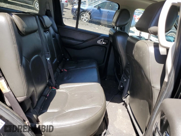 2006 Nissan Pathfinder SE с VIN 5N1AR18W26C643171, выставлен на аукционе Copart как лот 57484075 с пробегом Не указан миль и Списание • Salvage title. История ставок и продаж доступна на DreamBid. Изображение 11.
