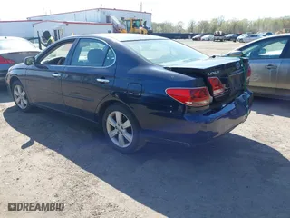 2006 Lexus ES 330 with VIN JTHBA30G965149960, listed as a IAAI auction lot 41996454 with 179,029 mi miles. Bid and sale history available at carsss.com. Image 3.