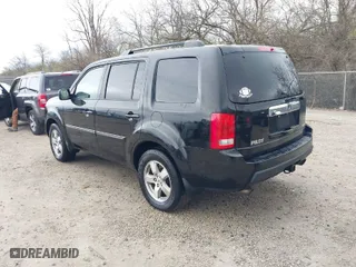 2009 Honda Pilot EX with VIN 5FNYF48469B008909, listed as a IAAI auction lot 41936818 with 261,834 mi miles. Bid and sale history available at carsss.com. Image 3.