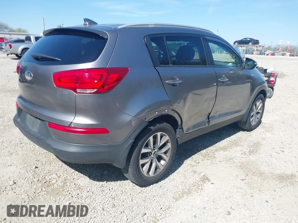 2014 Kia Sportage LX with VIN KNDPBCAC3E7587943, listed as a IAAI auction lot 42092903 with 153,483 mi miles and . Bid and sale history available at carsss.com. Image 4.