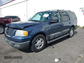 2004 Ford Expedition Special Service with VIN 1FMFU16L24LA56074, listed as a IAAI auction lot 41803262 with 86,169 mi miles. Bid and sale history available at carsss.com. Image 2.
