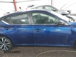 2019 Nissan Altima SR with VIN 1N4BL4CV8KC255940, listed as a IAAI auction lot 41795716 with 22,030 mi miles and . Bid and sale history available at DreamBid. Image 14.