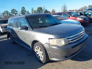 2009 Ford Flex SE with VIN 2FMDK51C29BA08075, listed as a IAAI auction lot 41278422 with 197,022 mi miles. Bid and sale history available at carsss.com. Image 1.