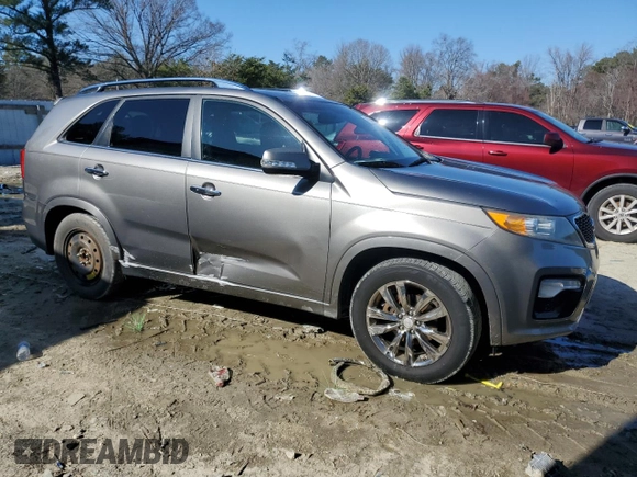 2013 Kia Sorento SX with VIN 5XYKW4A23DG400150, listed as a Copart auction lot 49236515 with 171,481 mi miles and Salvage Title. Bid and sale history available at carsss.com. Image 4.