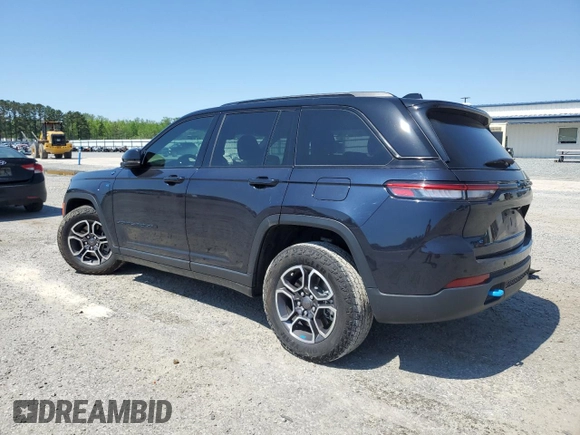 2022 Jeep Grand Cherokee Trailhawk with VIN 1C4RJYC66N8735786, listed as a Copart auction lot 52242615 with 39,626 mi miles and Salvage title. Bid and sale history available at DreamBid. Image 2.