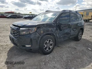 2023 Honda Passport TrailSport with VIN 5FNYF8H63PB014026, listed as a Copart auction lot 55892875 with 25,409 mi miles and Salvage title. Bid and sale history available at DreamBid. Image 1.