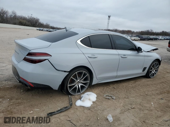 2022 Genesis G70 2.0T with VIN KMTG34TA2NU088116, listed as a Copart auction lot 85489634 with 83,335 mi miles and Clean Title. Bid and sale history available at DreamBid. Image 3.