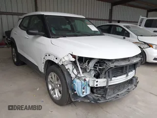 2024 Chevrolet TrailBlazer LS with VIN KL79MMS28RB098209, listed as a IAAI auction lot 42079573 with 54,980 mi miles. Bid and sale history available at carsss.com. Image 1.