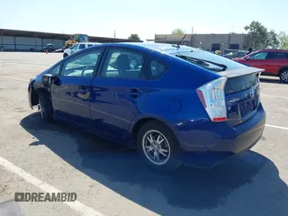 2010 Toyota Prius II with VIN JTDKN3DUXA0145833, listed as a IAAI auction lot 41992320 with 196,086 mi miles. Bid and sale history available at carsss.com. Image 3.