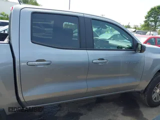 2024 Chevrolet Colorado 2WD LT z VIN 1GCPSCEK3R1318917, wystawiony jako IAAI lot #42157057 z przebiegiem 4841 mil mil oraz . Historia ofert i sprzedaży dostępna na DreamBid. Obrazek 13.