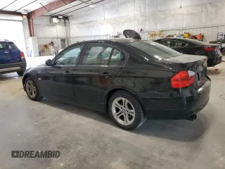 2008 BMW 3 Series 328xi z VIN WBAVC93578K037861, wystawiony jako Copart lot #58364495 z przebiegiem 147 497 mil mil oraz Nie do naprawy • Non repairable. Historia ofert i sprzedaży dostępna na DreamBid. Obrazek 2.