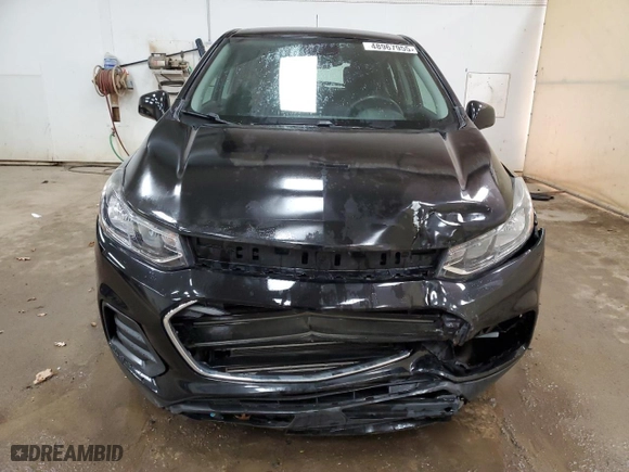 2017 Chevrolet Trax LS with VIN 3GNCJKSB9HL284562, listed as a Copart auction lot 48967955 with 47,105 mi miles and Clean Title. Bid and sale history available at carsss.com. Image 5.