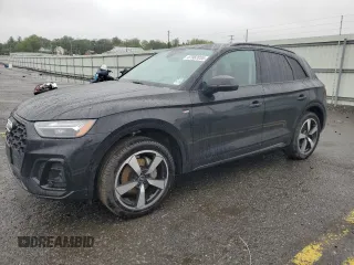 2022 Audi Q5 S line Premium Plus z VIN WA1EAAFY4N2044630, wystawiony jako Copart lot #57982055 z przebiegiem 74 298 mil mil oraz Szkoda całkowita • Salvage title. Historia ofert i sprzedaży dostępna na DreamBid. Obrazek 1.